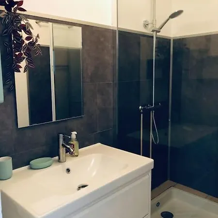 Charmante Maison Familiale Avec Jardin Et Jacuzzi Proche Océan Casa vacanze *